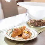 Lägenhet I Fragoli A Sant'ambrogio *